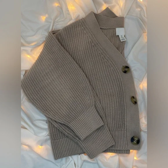 H&M Taupe Knit Cardigan - Picture 11 of 12